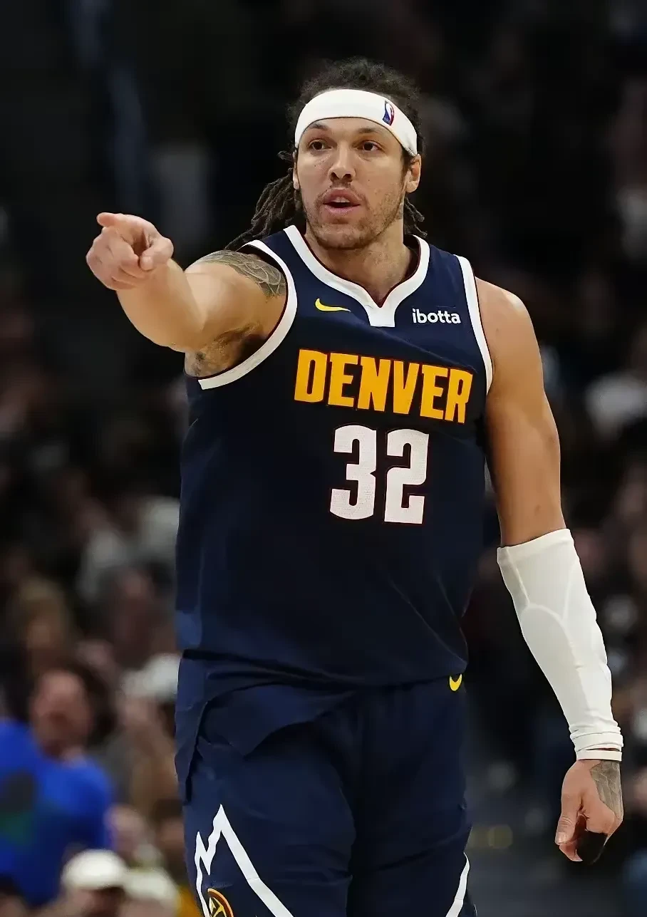 洛杉矶快船最新动态-爱游戏全站